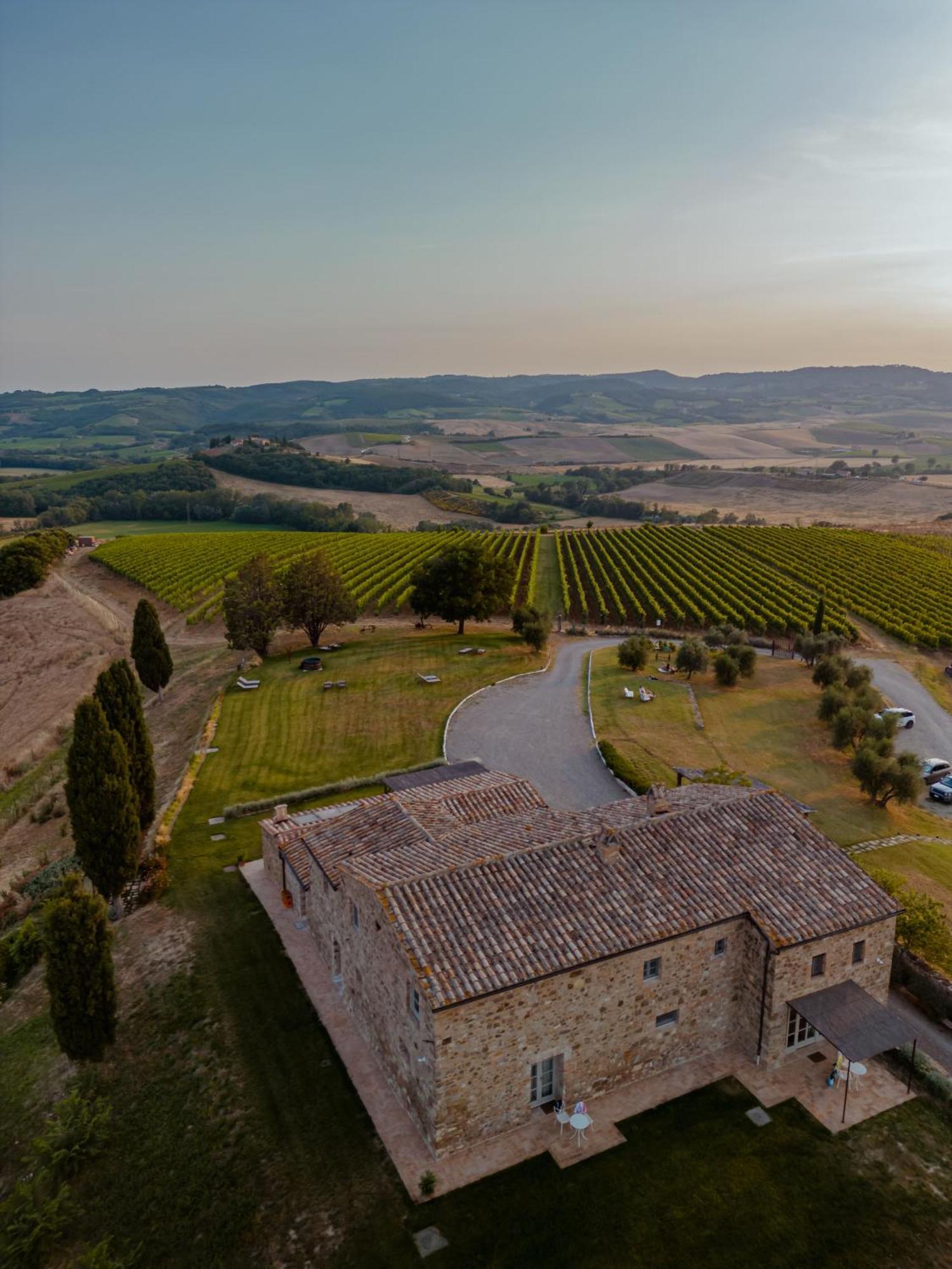 Sce Quiric Villa San Quirico dʼOrcia Екстериор снимка